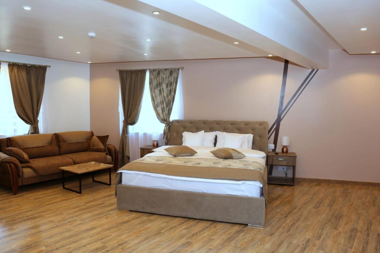 Casa Stefandra Hotel Breaza  Bagian luar foto