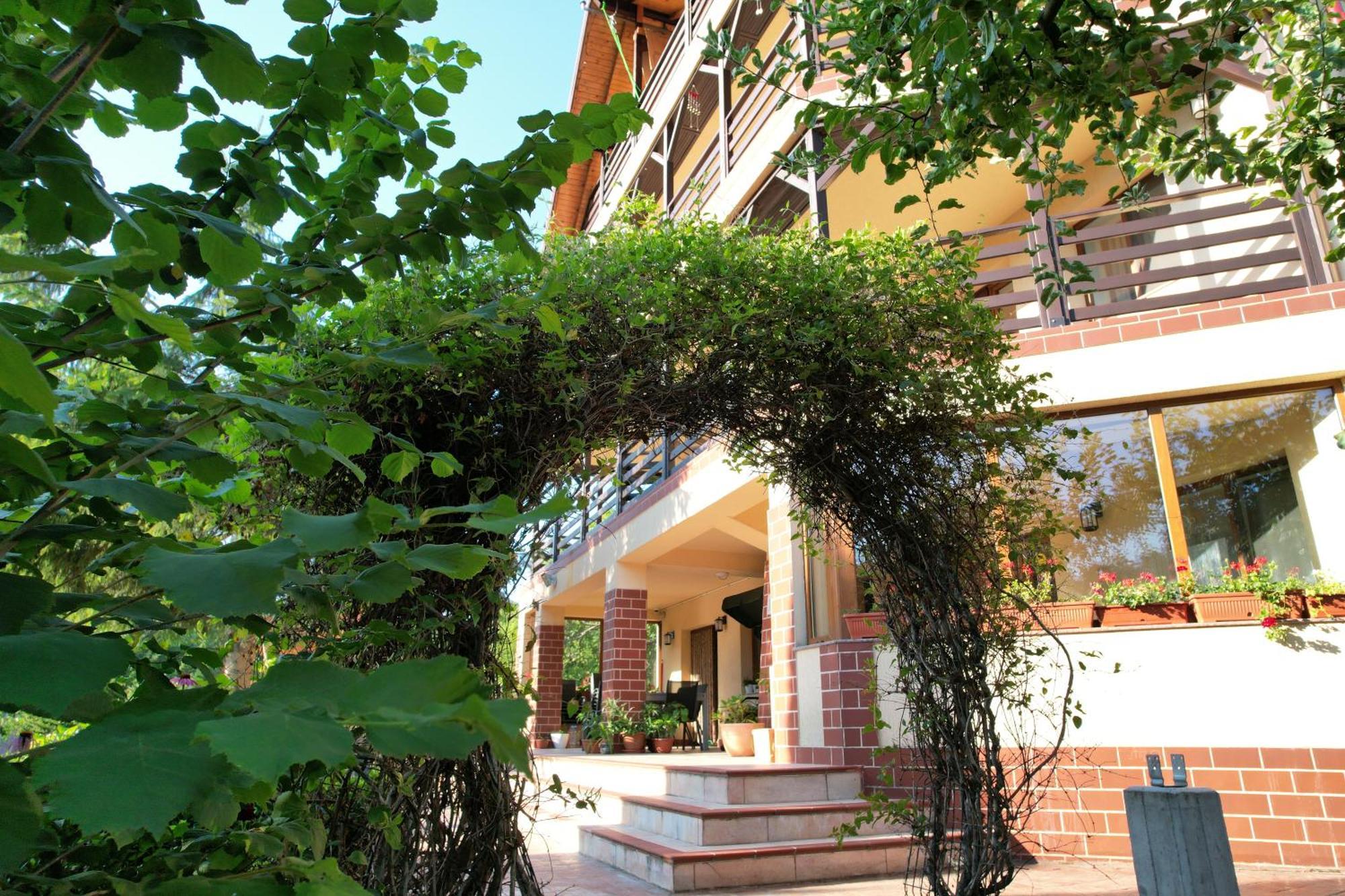 Casa Stefandra Hotel Breaza  Bagian luar foto